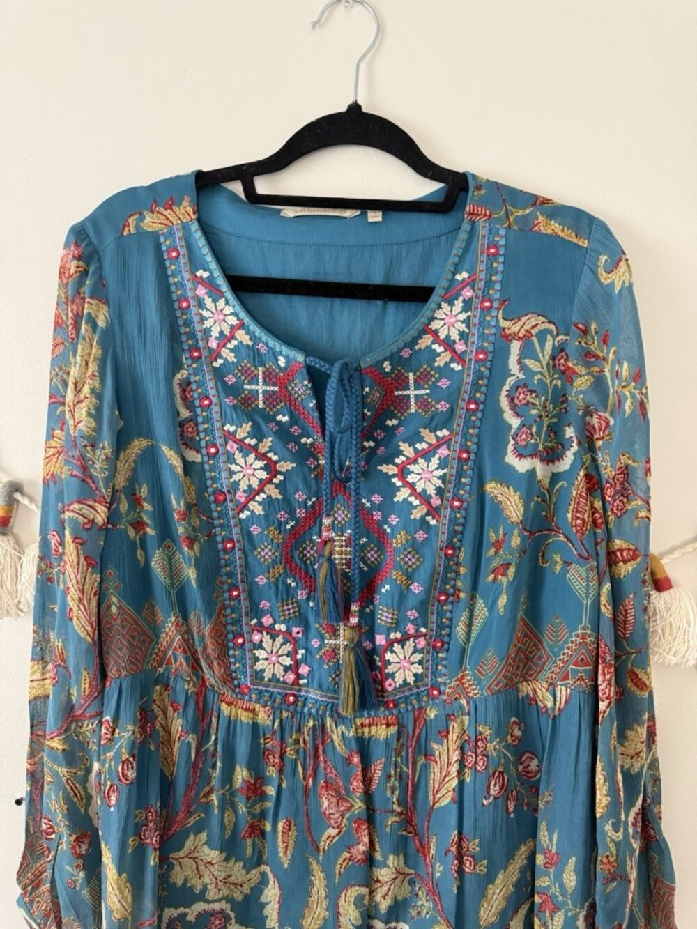 Soft Surroundings Mirapani Embroidered Tassel V-neck Tunic Top Paisley Indie L - Picture 5 of 12